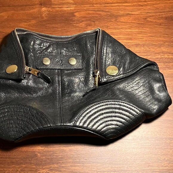 Alexander McQueen Manta Clutch - Picture 2 of 7